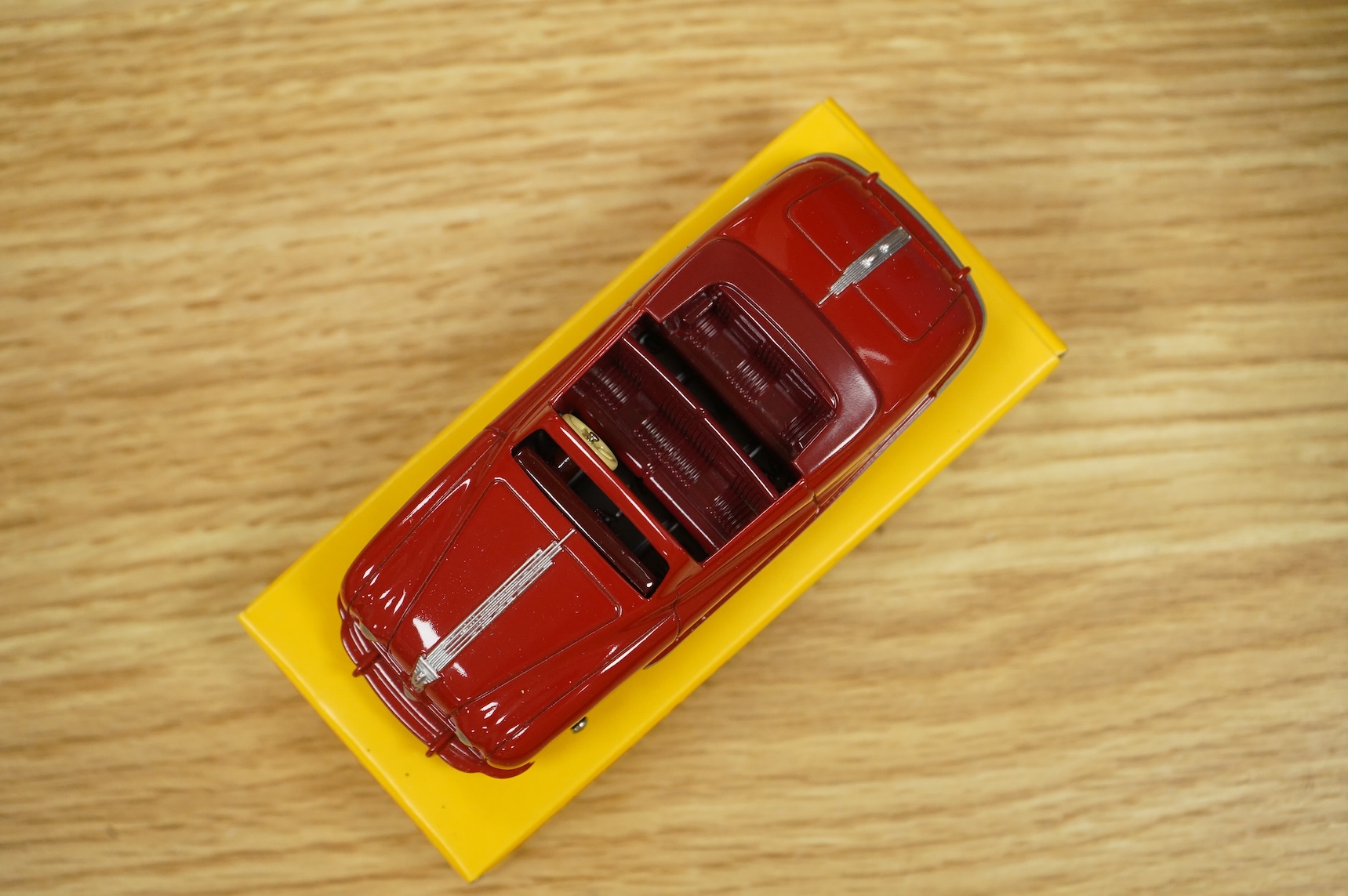 Twenty-two boxed Atlas Dinky Toys, including cars and commercial vehicles, Leyland tankers, a Foden wagon, sports cars, etc.